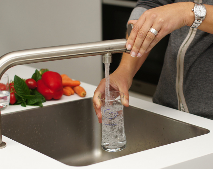 Lifestyle-Getränk aus dem Wasserhahn